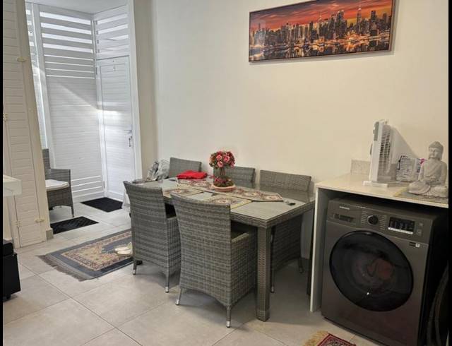 2 BEDROOM APARTMENT FOR SALE IN UMHLANGA RIDGE